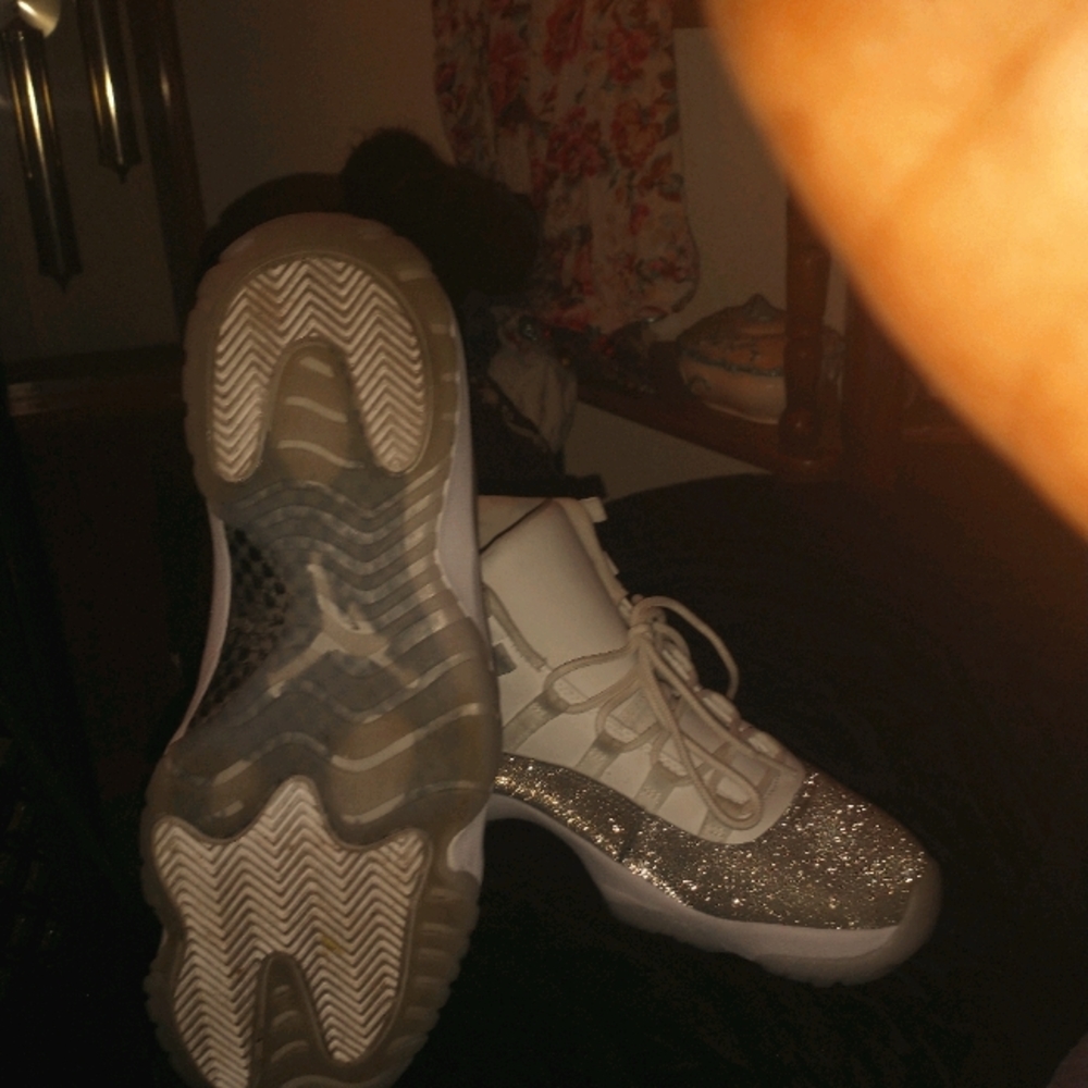 Jordan number 11's